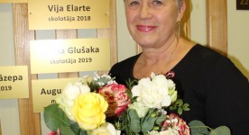 Kolēģu apsveikumus saņēmusi skolotāja Daina Glušaka