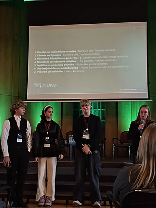 Nacionālais jaunatnes dialoga forums